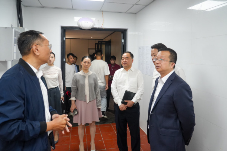 1695461015137747CSQS.jpeg IMG_1124.jpeg